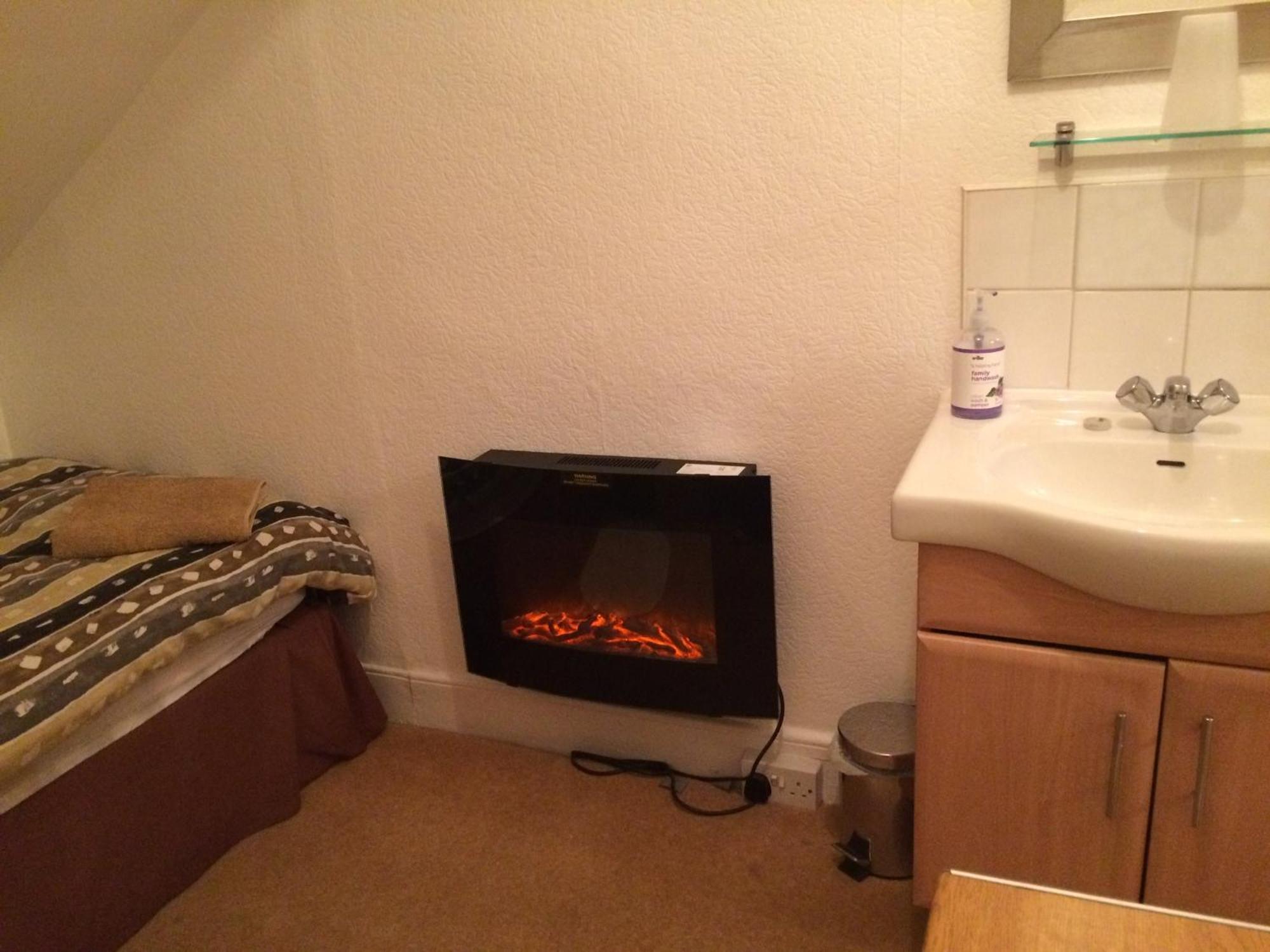Melrose Guest House Уитли Бей Стая снимка