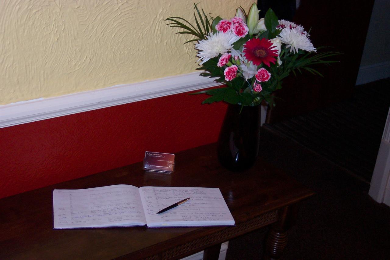 Melrose Guest House Уитли Бей Екстериор снимка